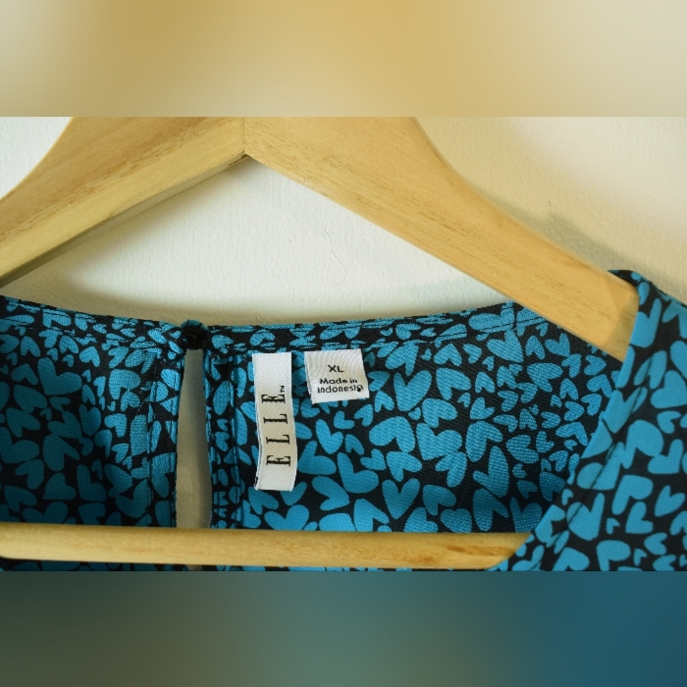 Elle Heart Print Peplum Blouse, Sz XL - Picture 2 of 3